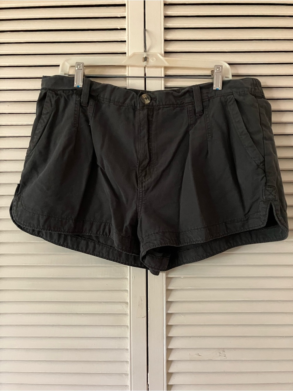 Aerie XL Dark Gray Shorts Zipper Elasticized Waist